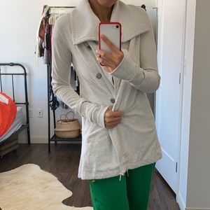 Lululemon wrappy sweatshirt
